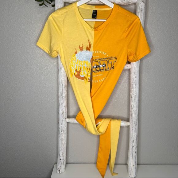 Cider Color Block Tie Front Crop Top Graphic Tee Short Sleeve Casual T Shirt Med - Picture 3 of 8